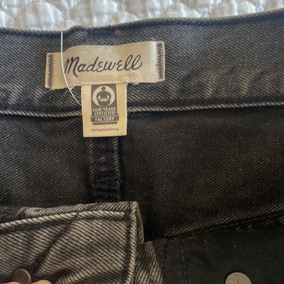 Madewell Jean Shorts - Picture 2 of 3